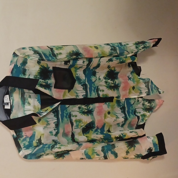 Love Tree Sheer button down shirt with tie front - Picture 2 of 6